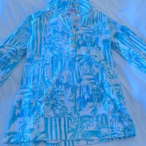 Lily Pulitzer XS Pullover Light Blue/Teal Print Small Elbow Stain